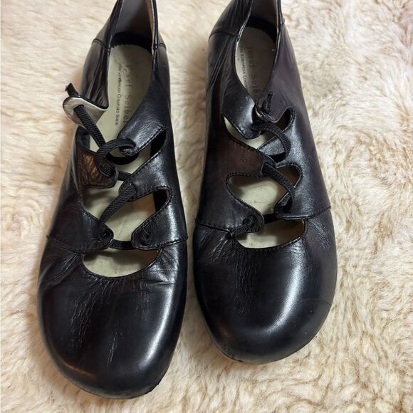 Josef Seibel Black Leather Flats size 40 or 9 - Picture 2 of 9
